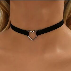 DOLLS KILL Black Choker Heart Necklace